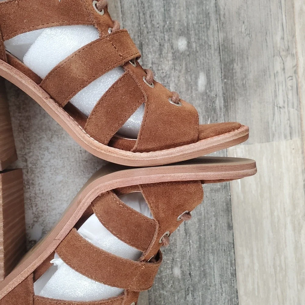 Steve Madden Cecilia Sandals Womens Sz 6.5 M Brown Suede Block Heel Strappy